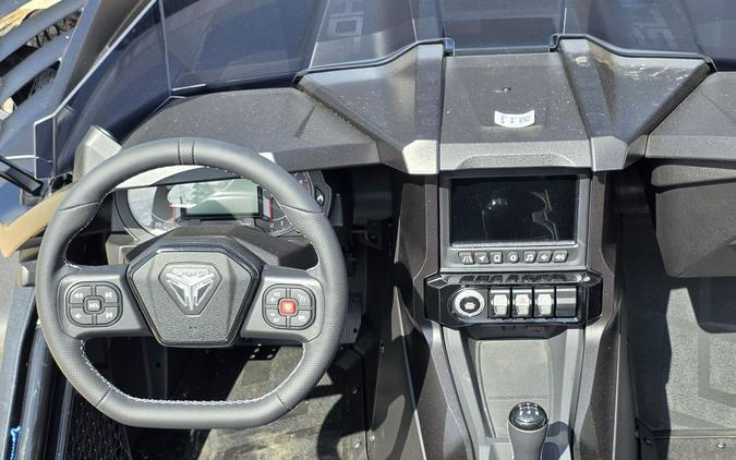 2026 Polaris Slingshot® R Manual