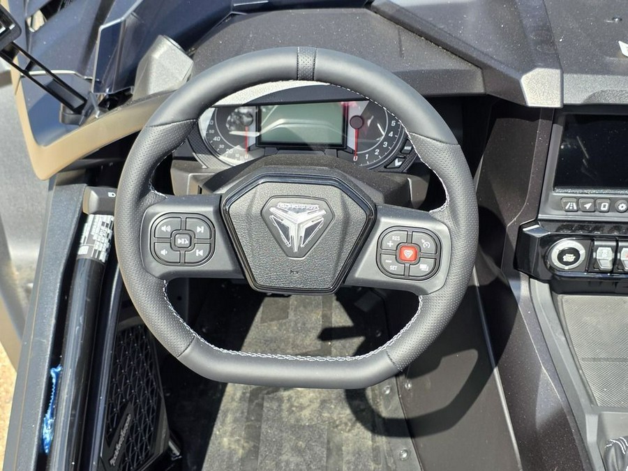 2026 Polaris Slingshot® R Manual