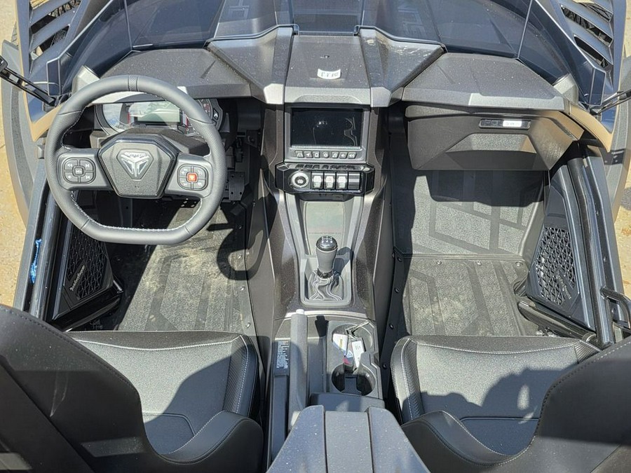 2026 Polaris Slingshot® R Manual