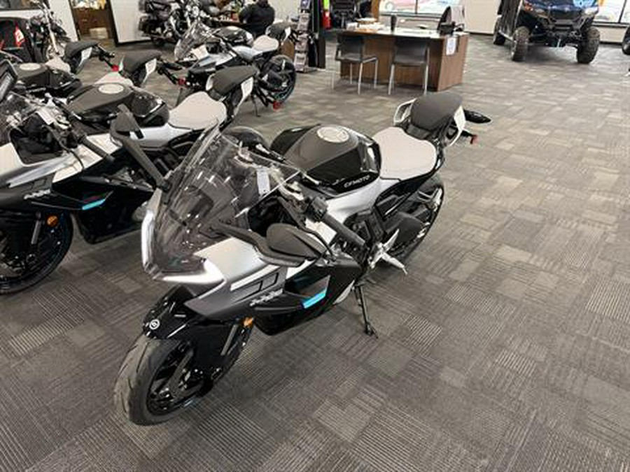 2026 CFMOTO 675SS
