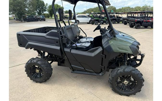 2016 pioneer 700 - Honda
