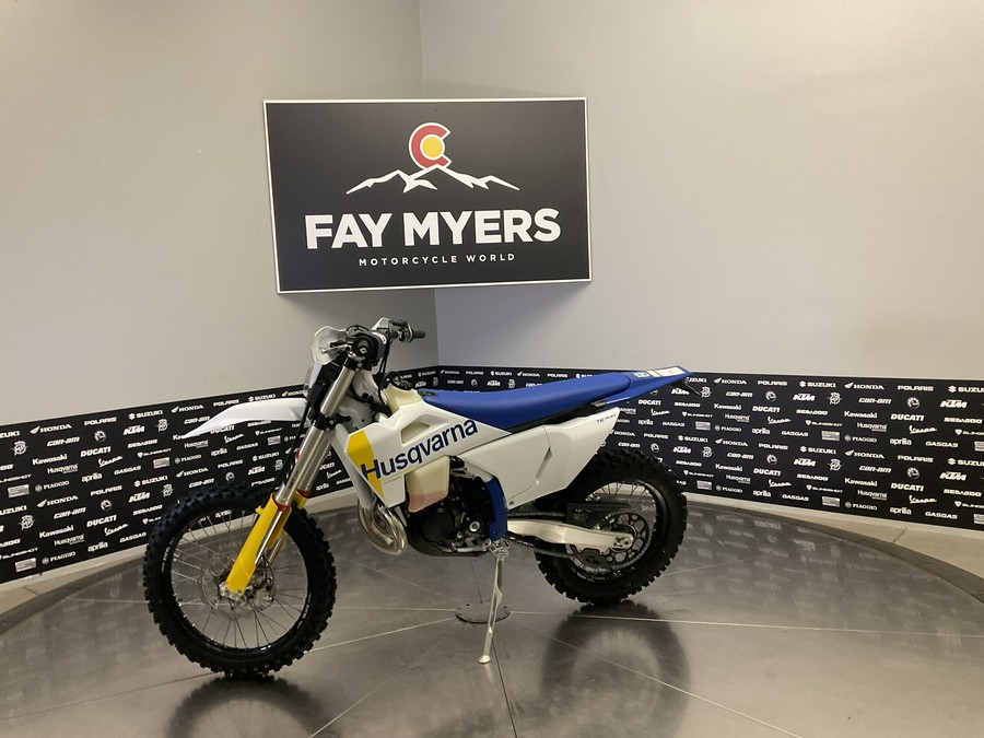 2027 HUSQVARNA TE 300 - 040258Q