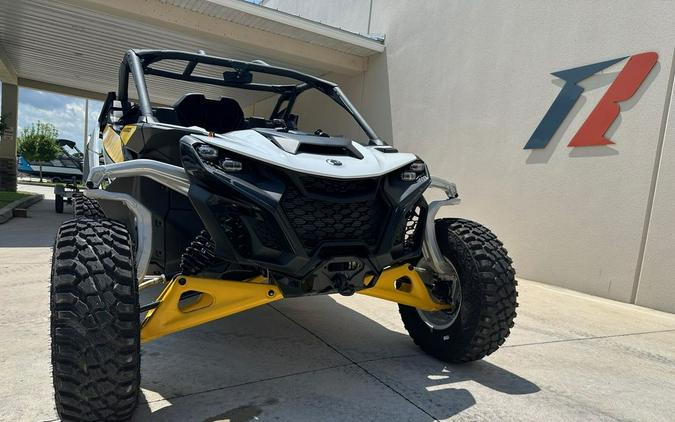 2024 Can-Am™ Maverick R Base