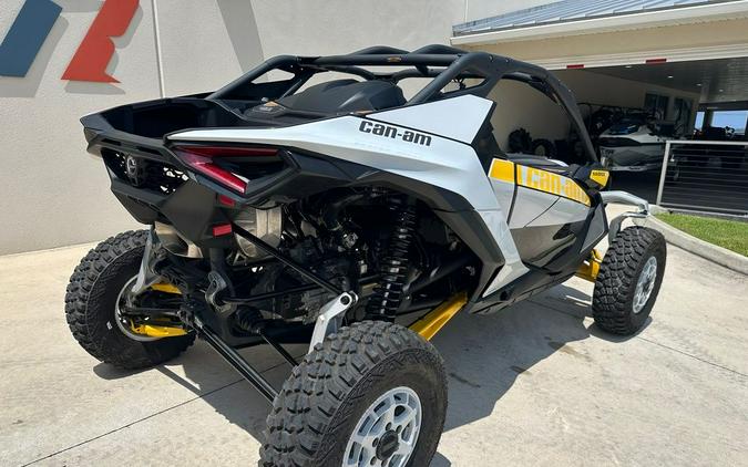 2024 Can-Am™ Maverick R Base