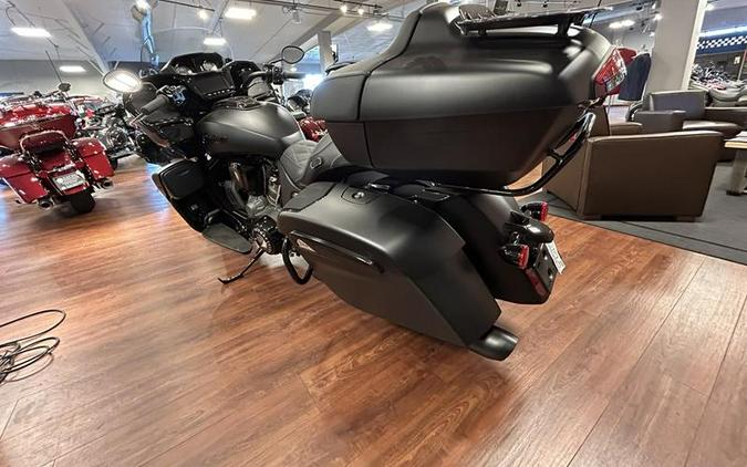 2024 Indian Motorcycle® Pursuit® Dark Horse® with PowerBand Audio Package Black Smoke