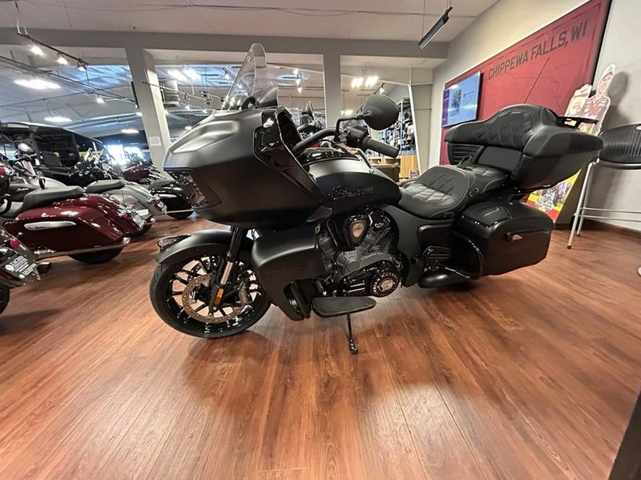 2024 Indian Motorcycle® Pursuit® Dark Horse® with PowerBand Audio Package Black Smoke