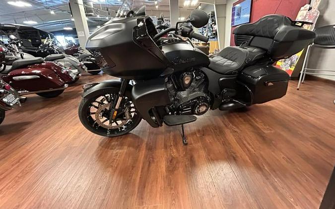 2024 Indian Motorcycle® Pursuit® Dark Horse® with PowerBand Audio Package Black Smoke