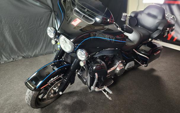 2015 Harley-Davidson® FLHTK ULTRA LMTD LOW