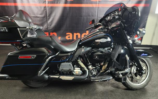 2015 Harley-Davidson® FLHTK ULTRA LMTD LOW