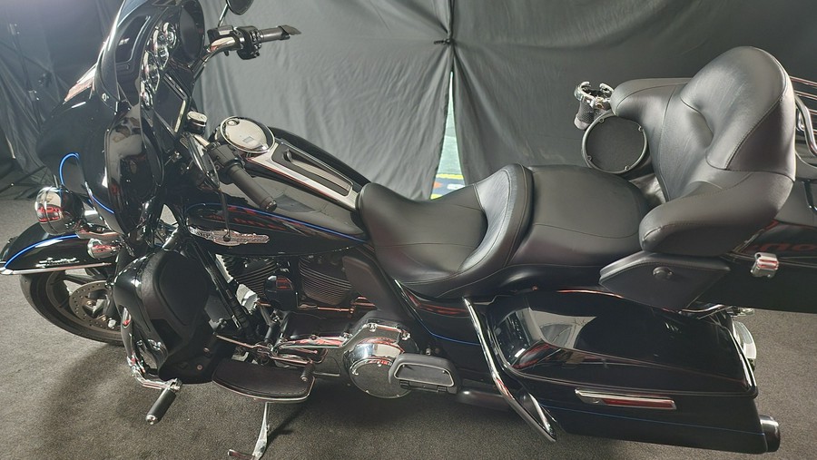 2015 Harley-Davidson® FLHTK ULTRA LMTD LOW