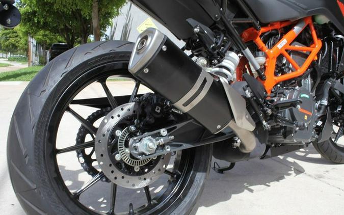 2023 KTM 390 Duke