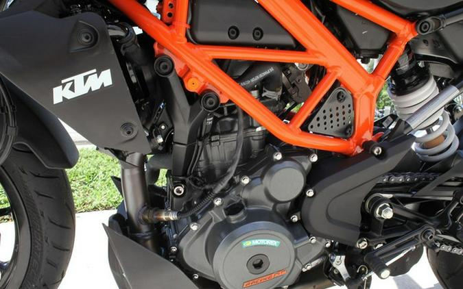 2023 KTM 390 Duke