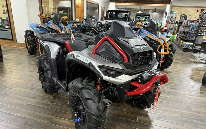 2025 Can-Am Outlander X mr 1000R Hyper Silver & Legion Red