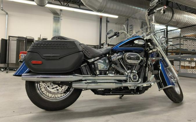 2022 Harley-Davidson® Heritage Classic 114 Reef Blue/Vivid Black Chrome finish