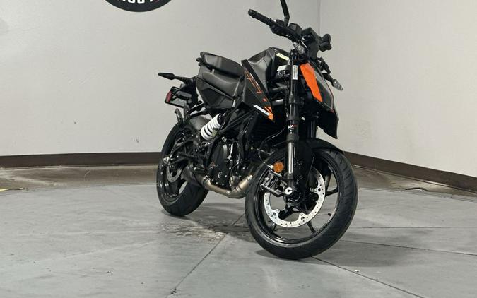 2026 KTM Duke 250