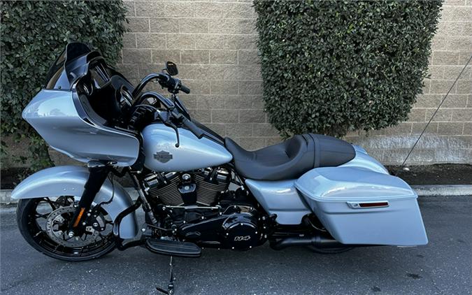 2023 Harley-Davidson Road Glide Special