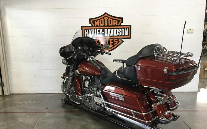 2010 Harley-Davidson® FLHTC - Electra Glide® Classic