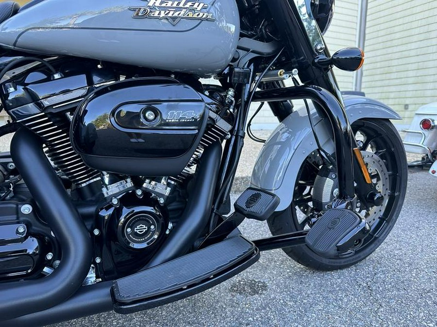 2024 Harley-Davidson® FLRT - Freewheeler®