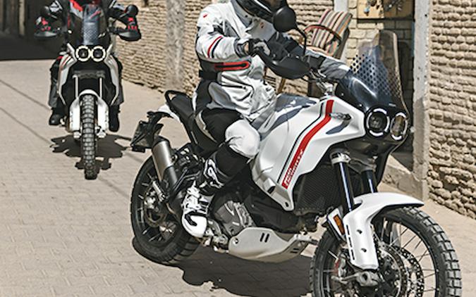 2026 Ducati DesertX Star White Silk - 7638