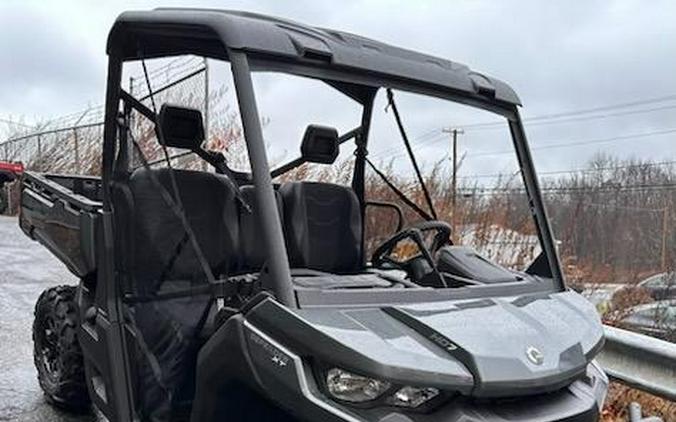 2024 Can-Am Defender XT HD7