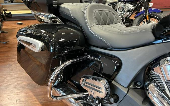 2024 Indian Motorcycle® Pursuit® Limited Black Metallic