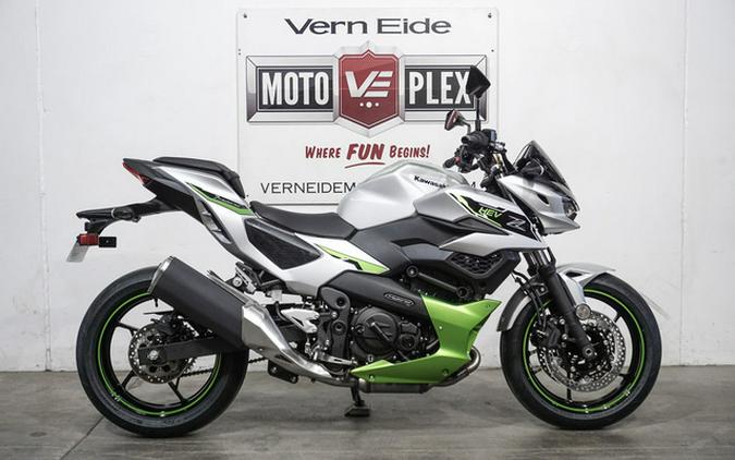 2024 Kawasaki Z7 Hybrid ABS