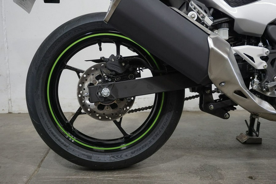 2024 Kawasaki Z7 Hybrid ABS