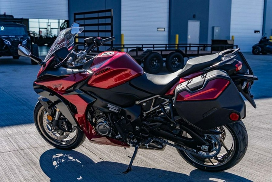 2024 Suzuki GSX-S1000GT Plus