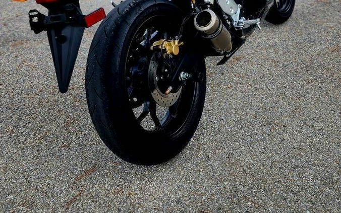 2021 Yamaha YZF-R3 Monster Energy MotoGp Edition