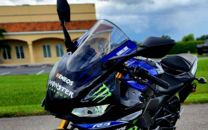 2021 Yamaha YZF-R3 Monster Energy MotoGp Edition