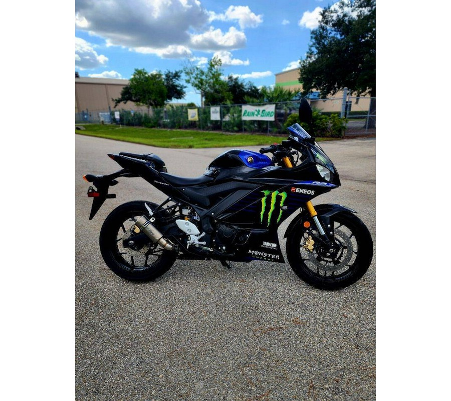 2021 Yamaha YZF-R3 Monster Energy MotoGp Edition