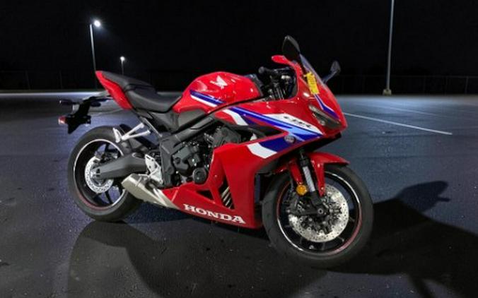 2026 Honda CBR650R E-Clutch