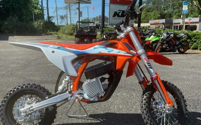 2024 KTM SX-E 5