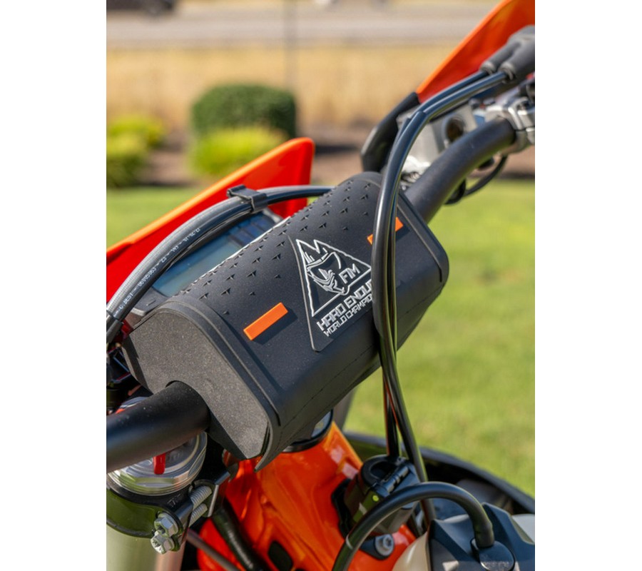 2025 KTM XC 300 W Hardenduro