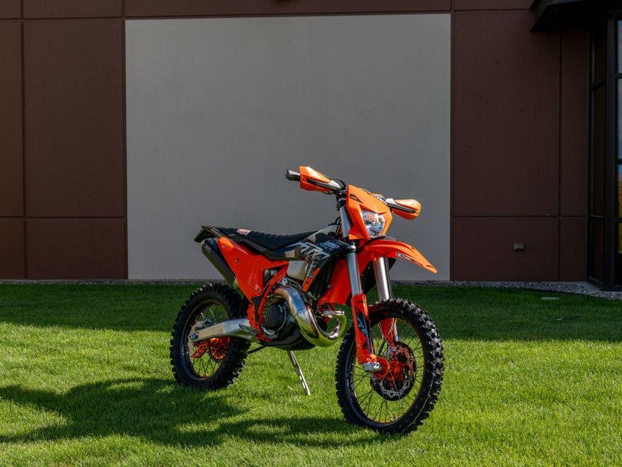 2025 KTM XC 300 W Hardenduro