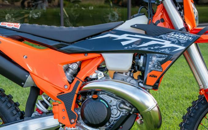 2025 KTM XC 300 W Hardenduro