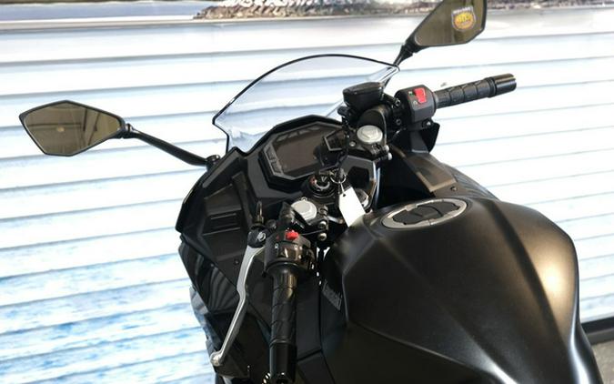 2026 Kawasaki Ninja 500 ABS Metallic Flat Spark Black