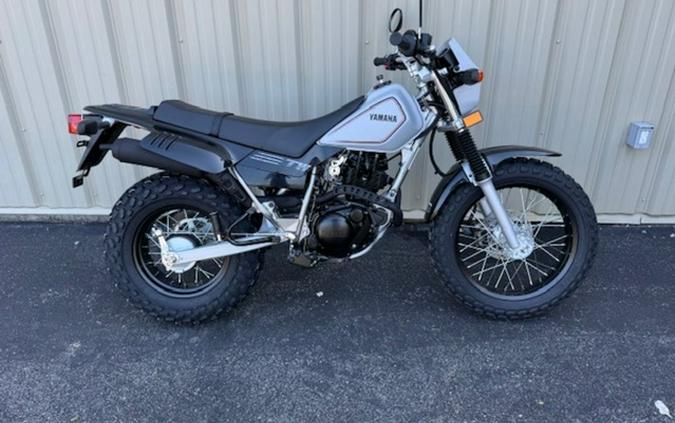 2027 Yamaha TW200