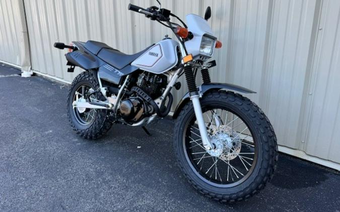 2027 Yamaha TW200