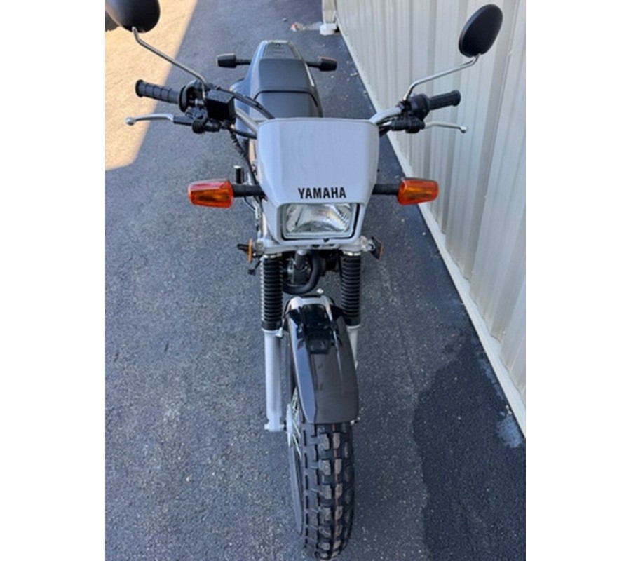 2027 Yamaha TW200