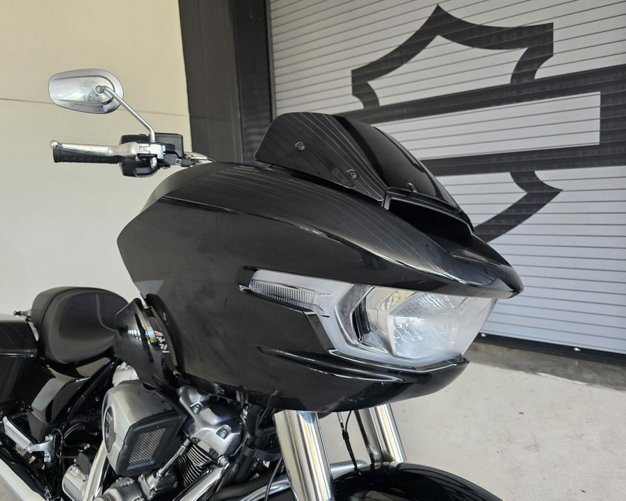 2025 Harley-Davidson® Road Glide® Vivid Black