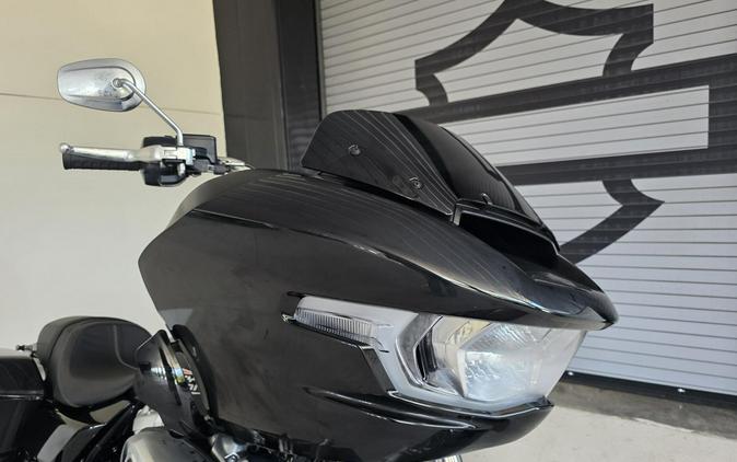 2025 Harley-Davidson® Road Glide® Vivid Black