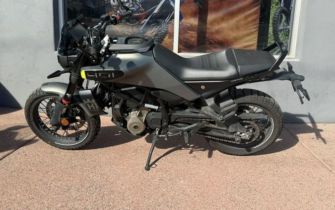 2024 Husqvarna SVARTPILEN 401