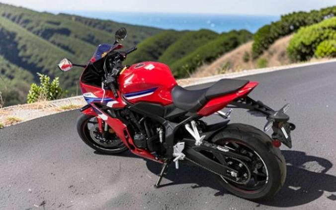 2026 Honda CBR650R E-Clutch