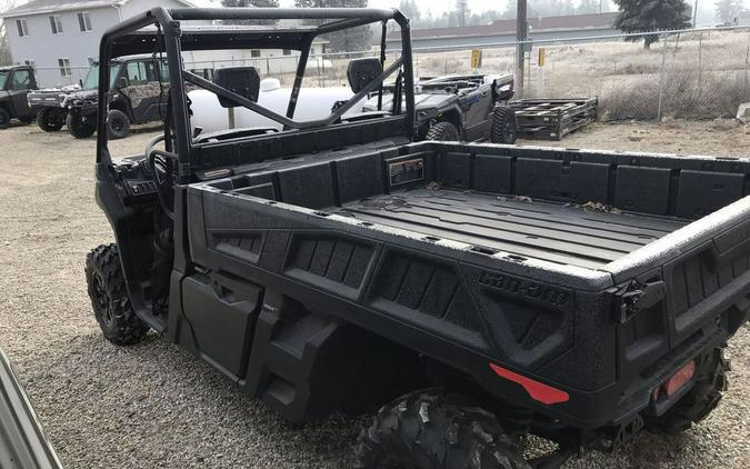 2023 Can-Am® Defender PRO DPS