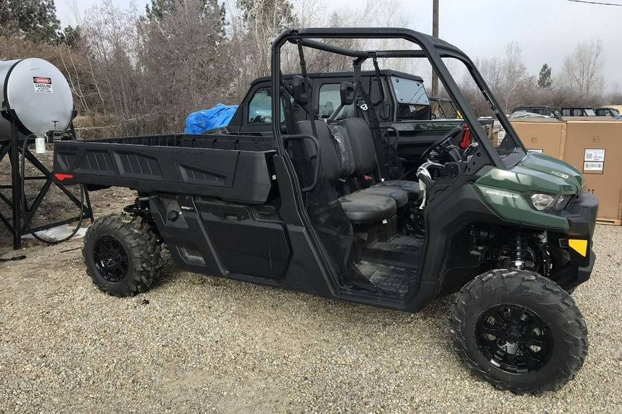 2023 Can-Am® Defender PRO DPS