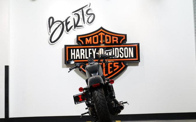 2018 Harley-Davidson® XL883N - Sportster® Iron 883™