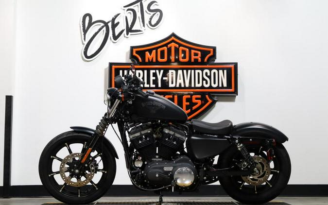 2018 Harley-Davidson® XL883N - Sportster® Iron 883™