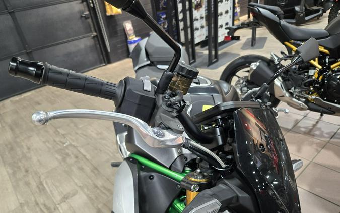2026 KAWASAKI Z900 SE ABS