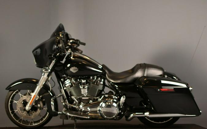 2021 Harley-Davidson Street Glide Special